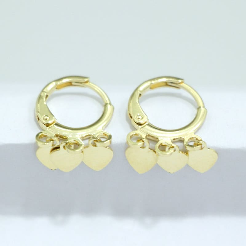 BRINCO ARGOLINHA C/ 3 CORAÇÕES