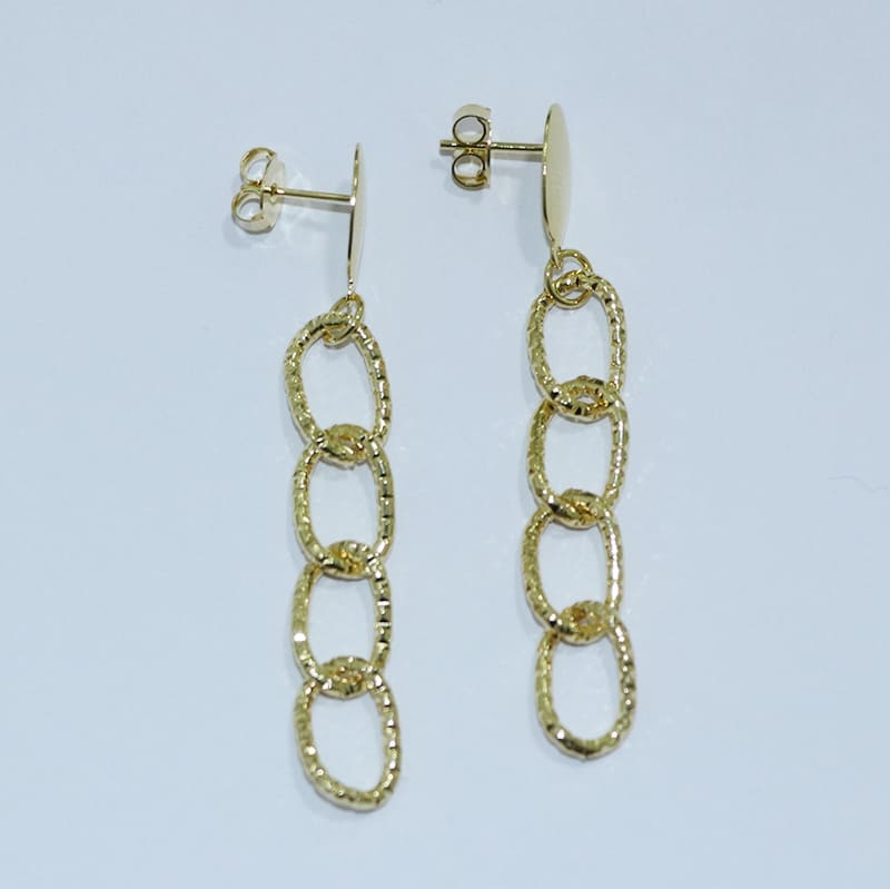 BRINCO PENTURADO CORDA