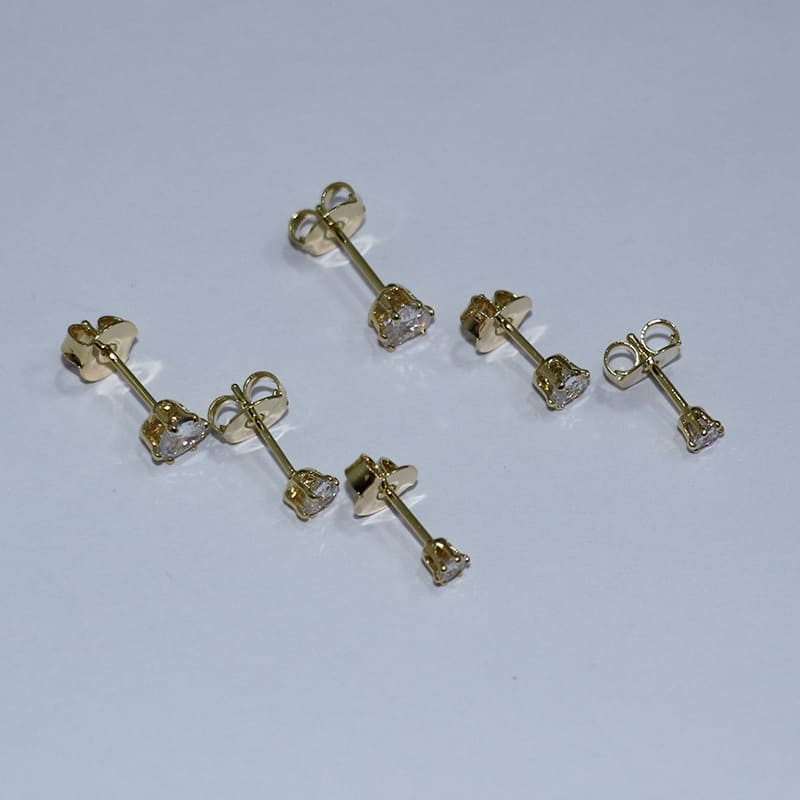 BRINCO TRIO FIXO CORAÇÃO ZIRCÔNIA (4MM,  5MM E 7MM)