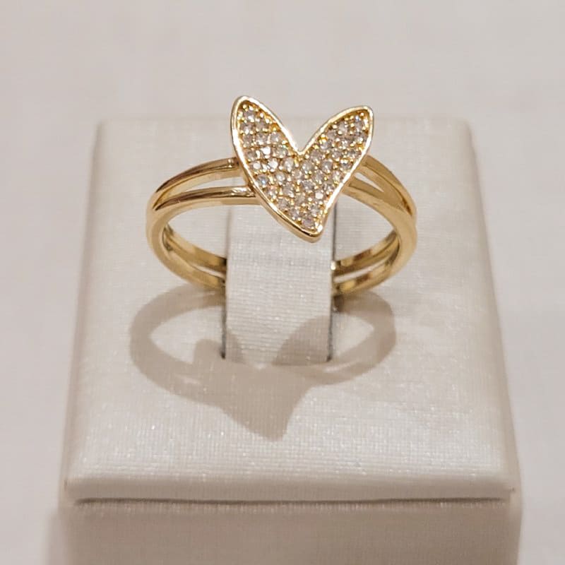 ANEL CORAÇÃO TORTO CRAVEJADO