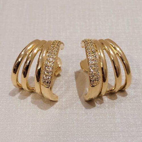 BRINCO EAR CUFF C/ 3 FILEIRAS LISAS + 2 EM ZIRCÔNIAS (15MM)