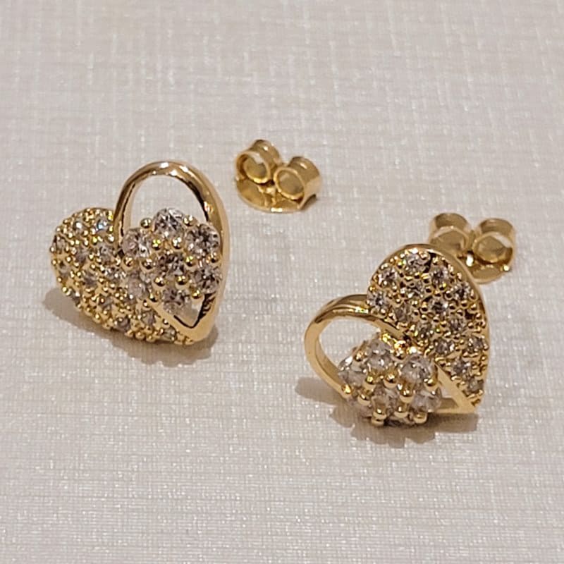 BRINCO CORAÇÃO METADE C/ ZIRCÔNIAS (14MM)