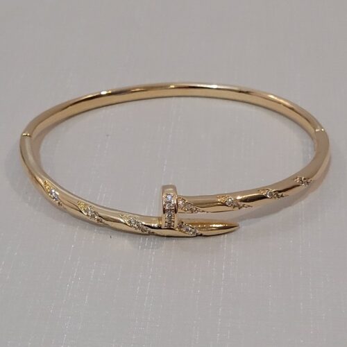 BRACELETE PREGO COM DETALHE DE MICROZIRCONIA