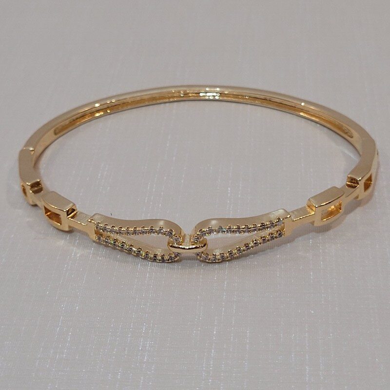 BRACELETE FIVELA CRAVEJADA